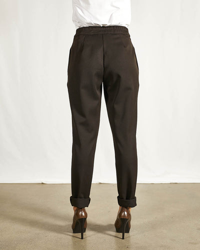 PANTALONE CON PENCES MORO