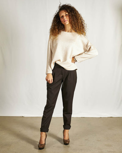 PANTALONE CON PENCES MORO