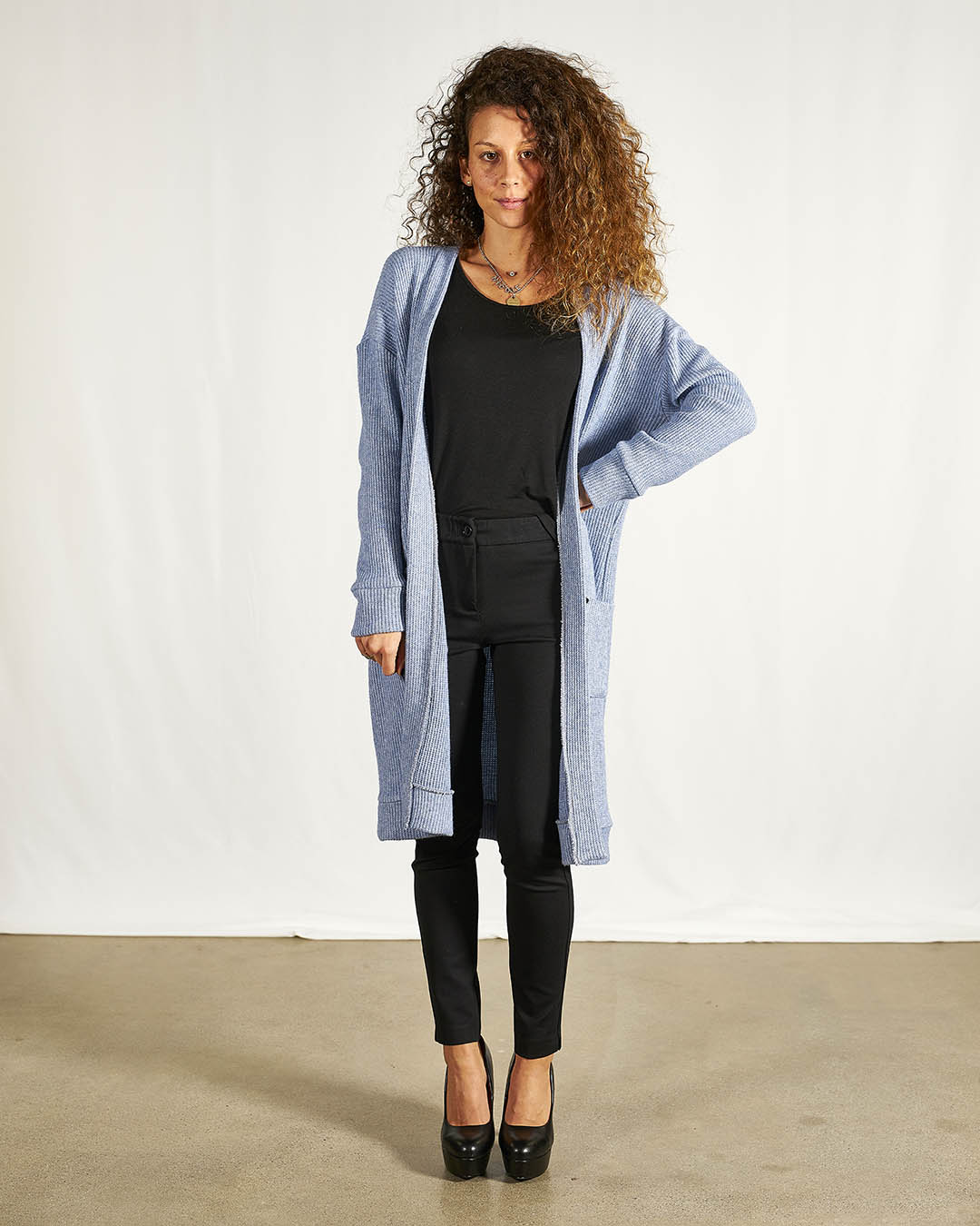 CARDIGAN LUNGO IN MAGLIA AZZURRO