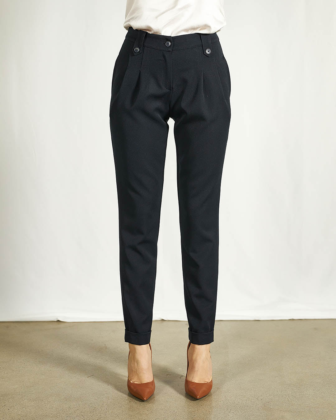 PANTALONE CON PENCES BLU