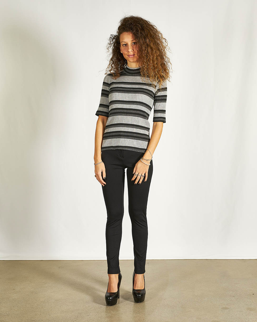 MAGLIA A RIGHE  COLLO ALTO