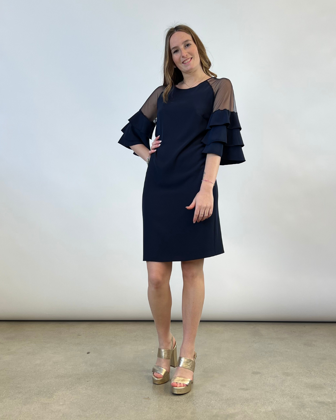 ABITO CON INSERTO TULLE BLU