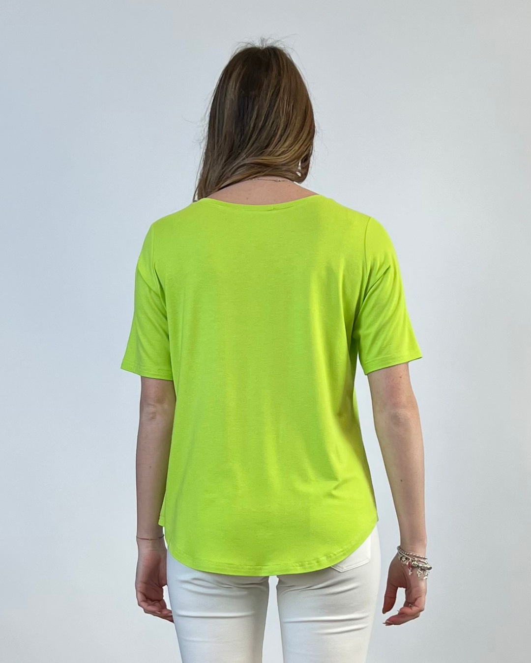 T-SHIRT CON TASCHINE TINTA UNITA VERDE