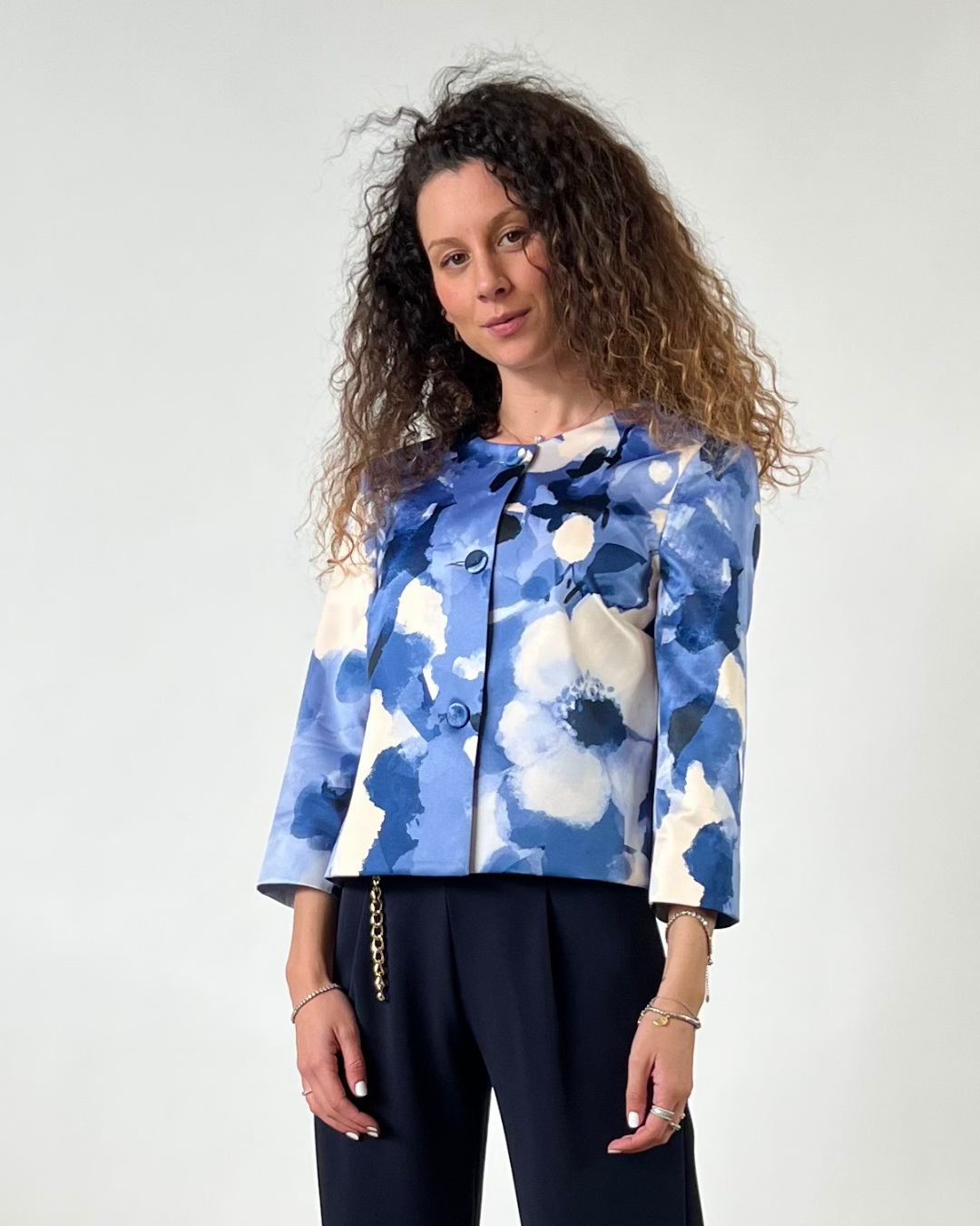 GIACCA STAMPA A FIORI BLU