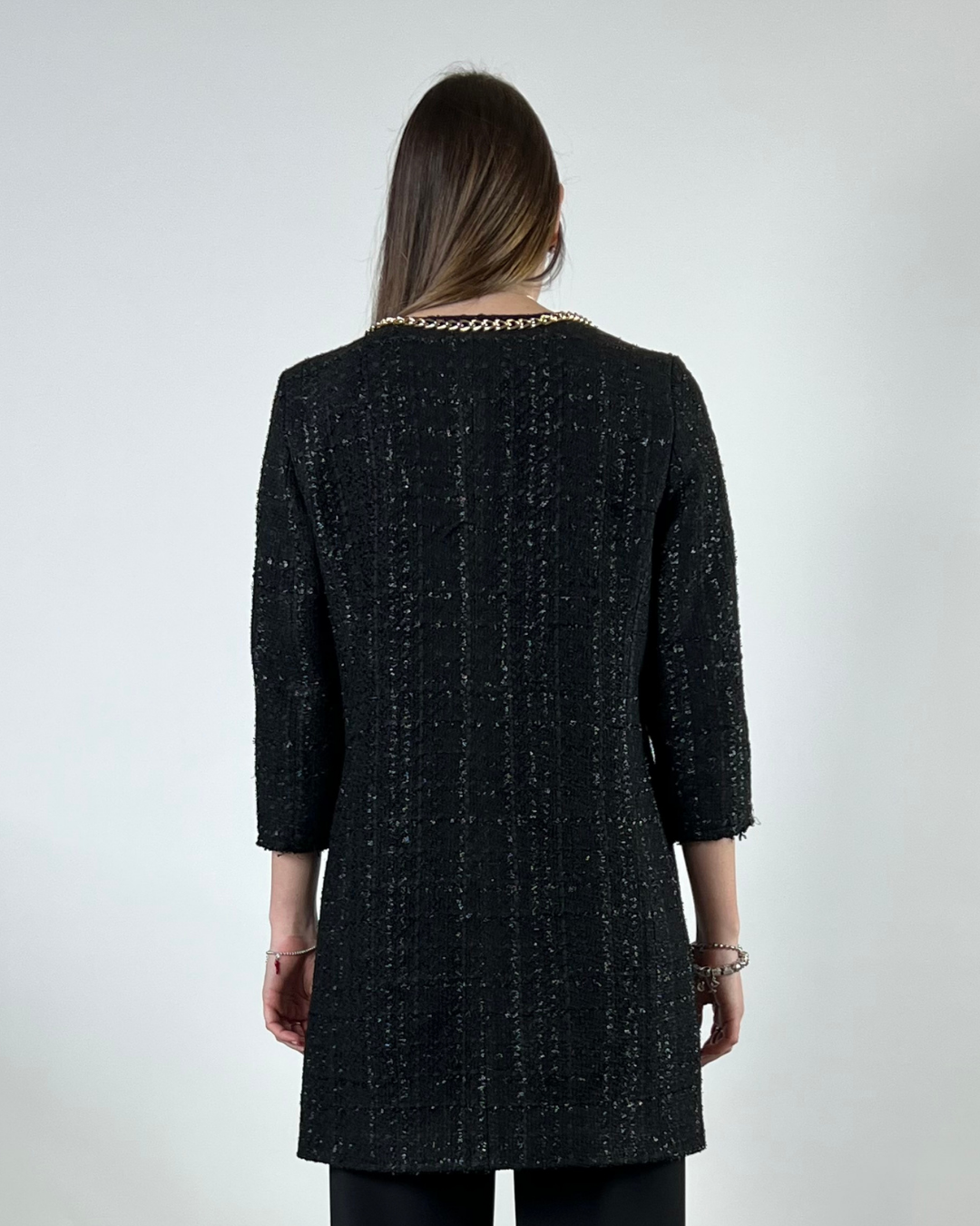 GIACCA BOUCLE LUNGA CON CATENA NERA