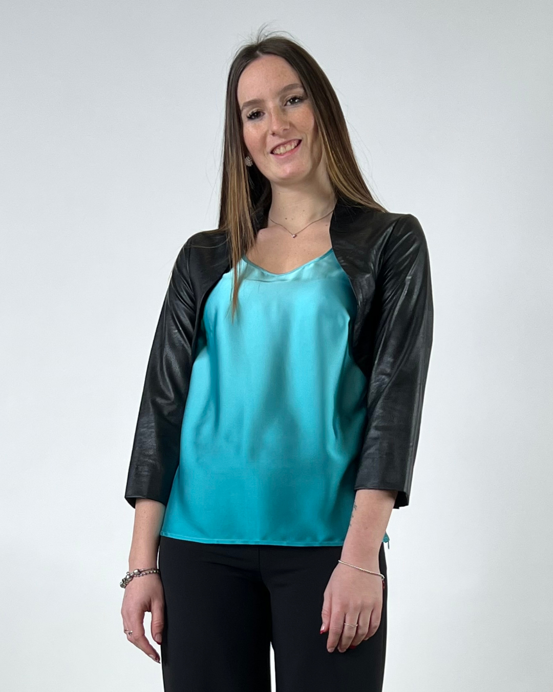 GIACCA CORTA IN ECOPELLE NERO
