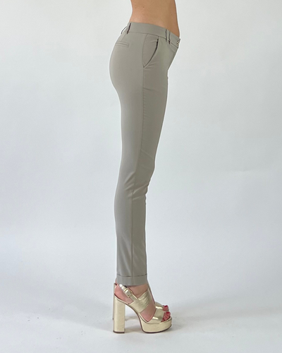 PANTALONE SKINNY TINTA UNITA CON RISVOLTO BEIGE