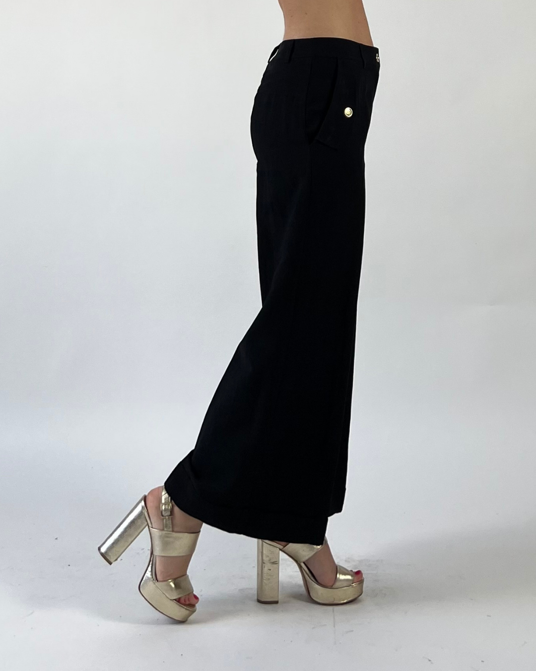 PANTALONE GAUCHO TINTA UNITA NERO