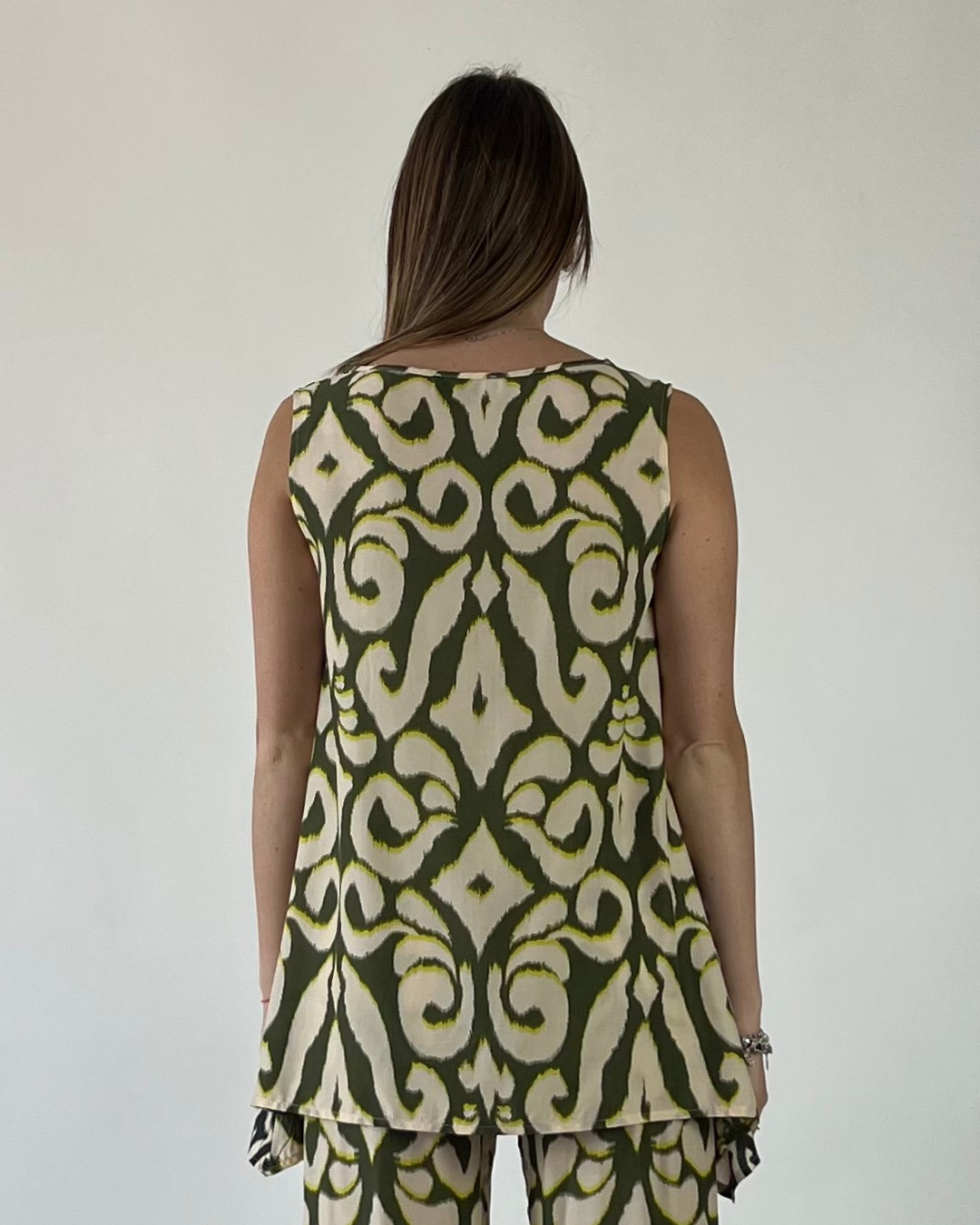BLUSA SMANICATA IN FANTASIA VERDE